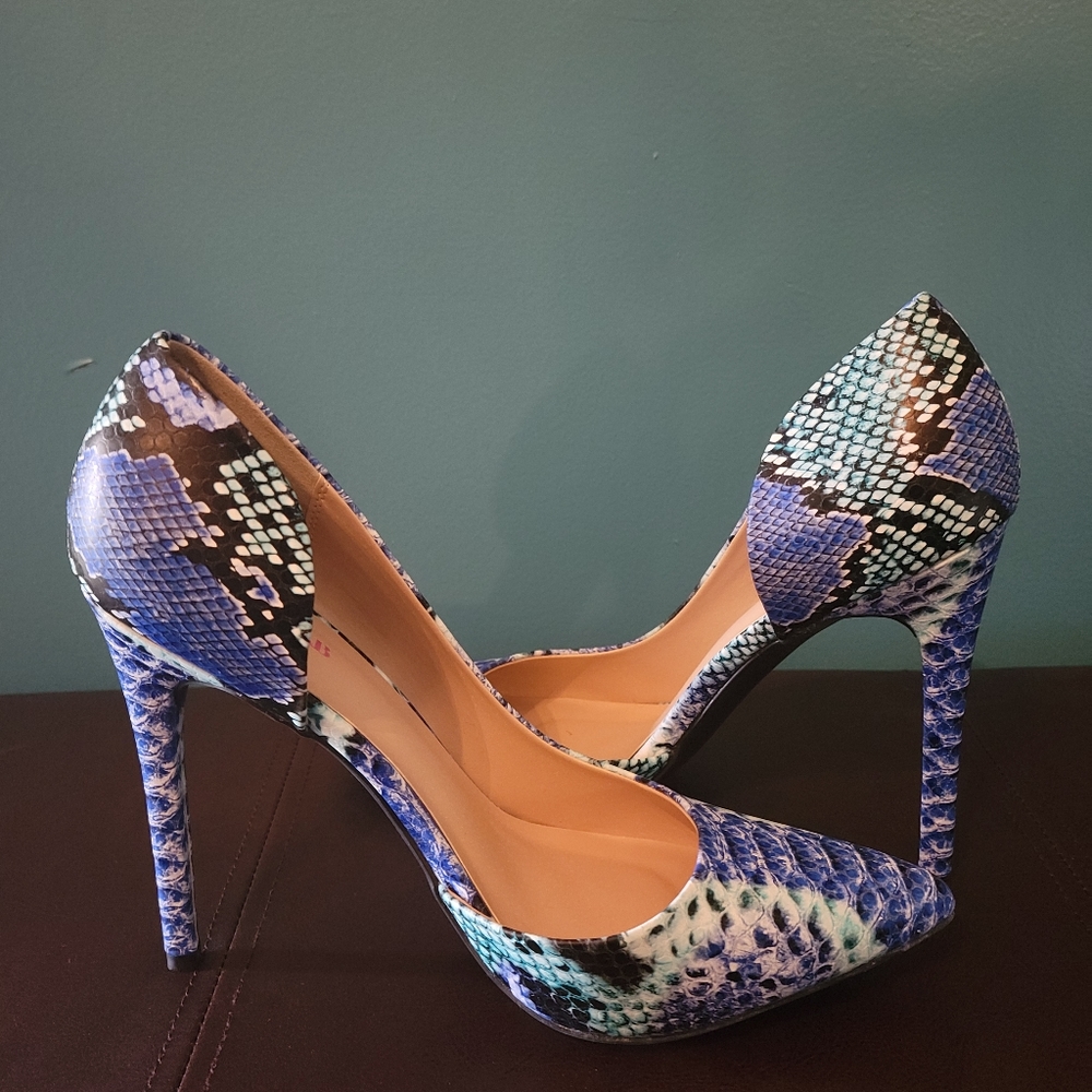 Dress shoes
